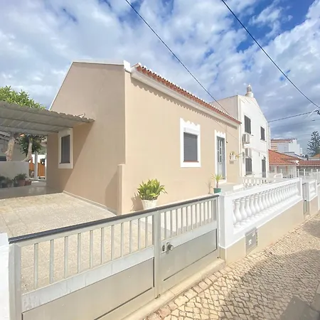 Hébergement de vacances Casa Da Nespereira Portimão